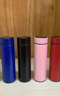 فلاسک نیم لیتری دارای نمایشگر درجه حرارت