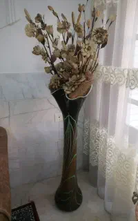 گلدان فلزی و شیشه ای