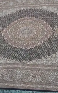 فرش دستبافت ماهی
