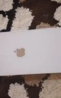 ایفون۱۳نرمال