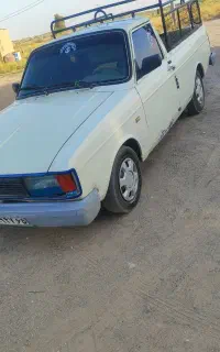 پیکان وانت