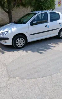 پژو ۲۰۶تیپ ۲