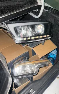 جفت چراغ جلو دناپلاس