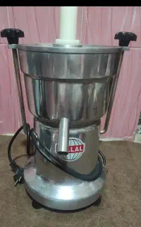 آب میوه گیری صنعتی