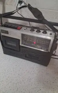 رادیو ضبط ایوا ساخت ژاپن
