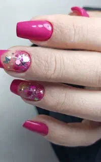 آموزش کاشت ناخن