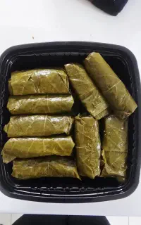 دلمه برگ مو سیگاری و بغچه