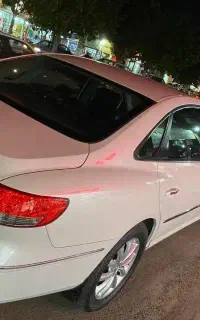 هیوندا آزارا 2008
