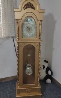 ساعت ایستاده