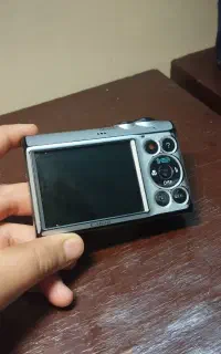 دوربین canon قدیمی