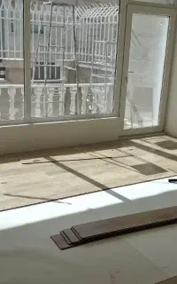 نصب کفپوش پارکت چمن مصنوعی قرنیز ابزار..