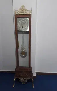 ساعت ایستاده چوبی و برنز مبل هفت نفره
