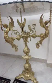 میز فرشته سه شاخه ی