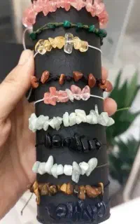 انواع دستبند های سنگ طبیعی مدل دفرمه و چیپسی