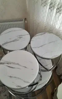 جلو‌مبلی،عسلی کهکشانی