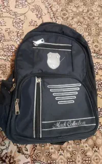 کوله پشتی مدرسه وکیف اداری