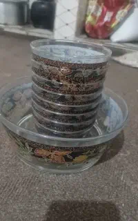 ظرف شیشه ای