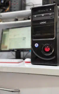 کامپیوتر کامل واقتصادی مناسب کارهای اداری وآموزشی