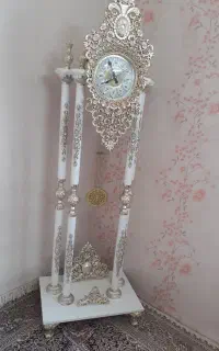 ساعت ایستاده