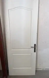 درب چوبی و درب پی وی سی