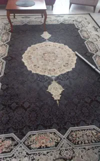 فروش یک قطعه فرش ۹متری