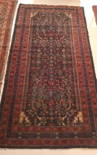 قالیچه دستباف قدیمی