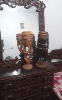 دوتا گلدان تزئینی منبت چوب گردو