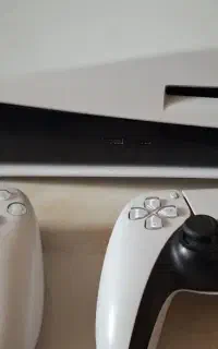 ps5 fat استاندارد به همراه ۱۰ بازیو لوازم جانبی