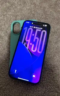 iPhone 16 Chریجستری