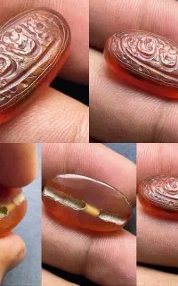 عقیق کهنه چپ نویس