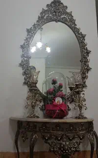 آینه و کنسول