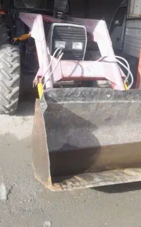 انواع‌بیل‌تراکتور‌‌کارکرده‌درحد‌نو۲۸۵ ۴۷۵۸۰۰رومانی