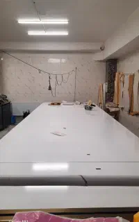 میز برش کارگاه خیاطی