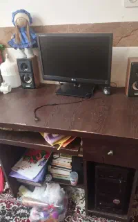 کیس و صفحه کامپیوتر سالم