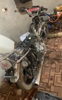 یک عدد موتور سیکلت احسان