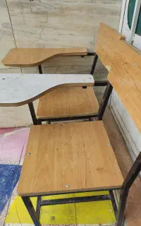 صندلی دانش اموزی