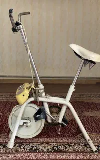 دوچرخه ثابت .عصای زیربغل.وسیله ورزشی