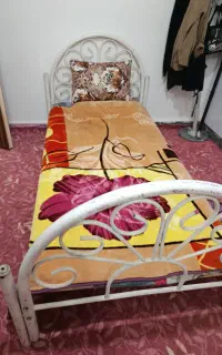 تخت یک نفره فرفوژه