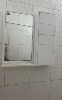 آینه و باکس دستشویی