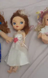 عروسک واسباب وبازی