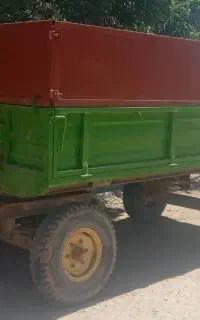 تریلی چهار چرخ