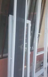پنجره دو جداره در حد نو