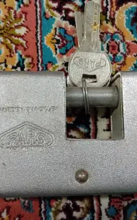 قفل کتابی