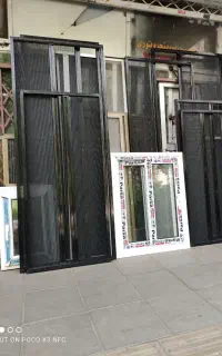 توری پلیسه قیمت مناسب پنج سال ضمانت پنجره دوجداره