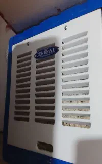 کولرآبی 2800 در حد نو