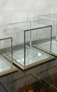 اجاره ی انواع میز،استند ،گل ،صندلی ،باکس و شمعدان