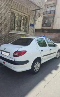 پژو ۲۰۶ اس دی وی ۸