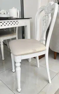 میز غذاخوری پلیمری سبک وینتیج