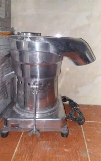 اصفهان تک، عصاره گیر ،آبمیوه گیر