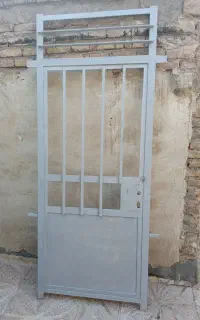 درب ورودی فلزی